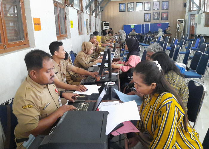 Hari Pertama SPMB Kota Semarang, Sinkronisasi Data Jadi Penghambat Pendaftaran SD