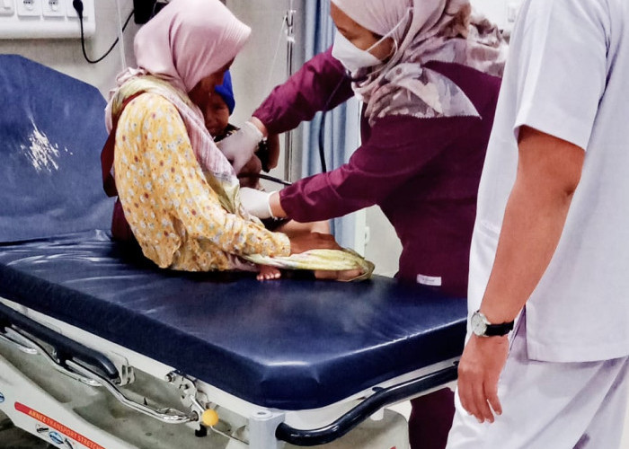 Fatah Amrullah, Bocah Penderita Tumor di Kabupaten Pemalang Butuh Penanganan Serius untuk Menjalani Operasi 