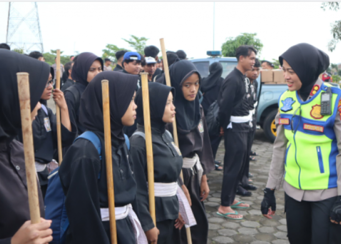 Gandeng Perguruan Pencak Silat, Polres Semarang Bagikan 252 Bantuan Sembako