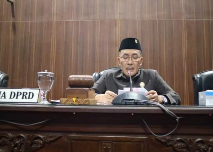 Sejarah Pertama di Legislatif Sragen. Suparno Jabat Ketua DPRD Berturut-turut