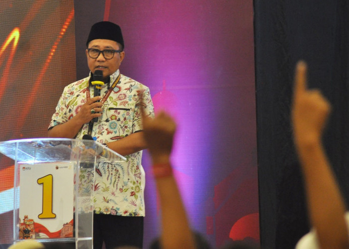 Iswar Aminuddin Sebut Kota Semarang Tidak Punya Pantai pada Debat Putaran Terkhir Pilwakot 