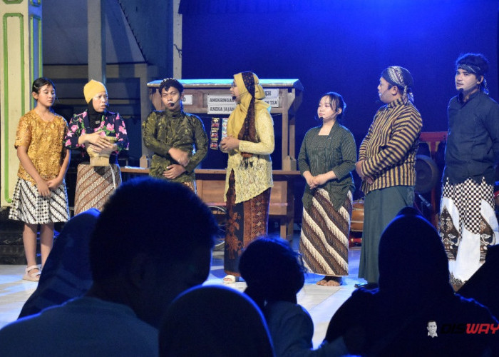 Lewat Ketoprak Lakon “Wurung”, Pemkab Purworejo Sisipkan Pesan Bahaya Hoaks dan Perlindungan Anak