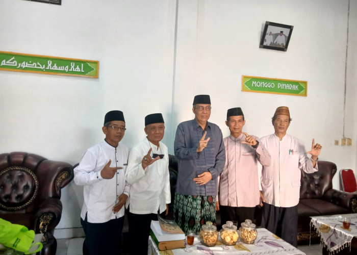Rampungkan Al-Qur'an Edisi At-Tegali, Tim Penerjemah Jemput Berkah Sowan ke Rais Syuriyah PBNU