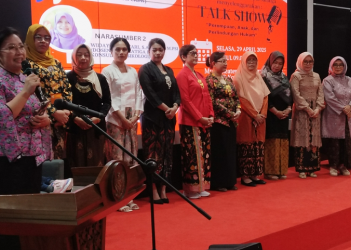 Maidy Dance Isyak Palit dan Periswara DPRD Salatiga Ajak Perempuan Memperjuangkan Hak di Mata Hukum