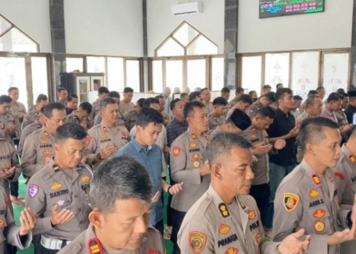 Polres Pemalang Gelar Salat Gaib, Doakan 3 Anggota Polri yang Gugur dalam Tugas