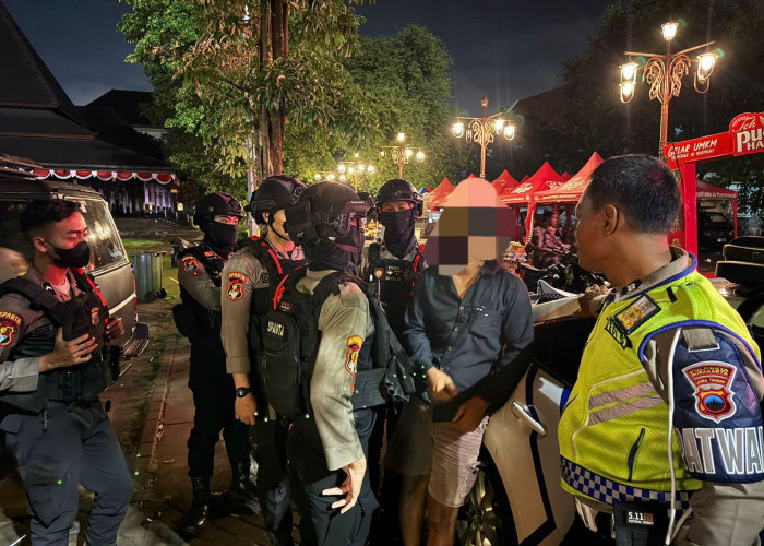 Diduga Mabuk Saat Mengemudi di Pasar Gedhe, Pria Asal Karanganyar Diamankan Polisi