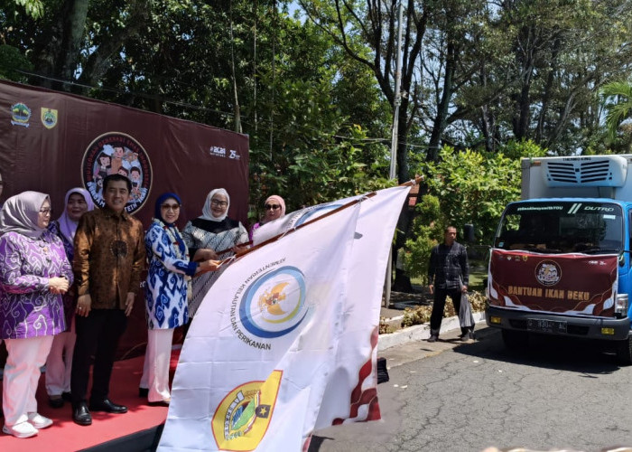 Ikan untuk Generasi Emas, KKP Ajak Gemar Makan Ikan Bersama Anak Sragen