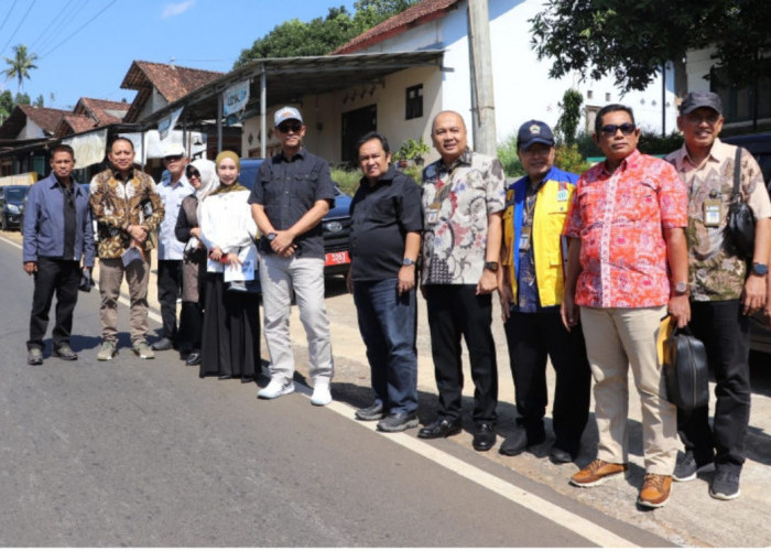 Komisi D DPRD Jateng Tinjau Jalan Provinsi di Batang dan Pekalongan, Sorot Kerusakan Jalan Perbatasan Brebes