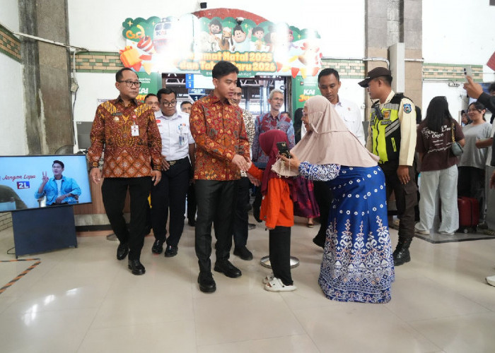 Wapres Gibran Tinjau Stasiun Semarang Tawang, Pastikan Layanan Kereta Siap Hadapi Nataru 2025/2026
