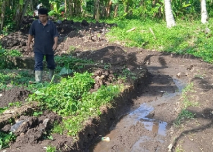 Bangun Drainase Sai untuk Cegah Banjir di Desa Kecepit Kabupaten Pemalang 