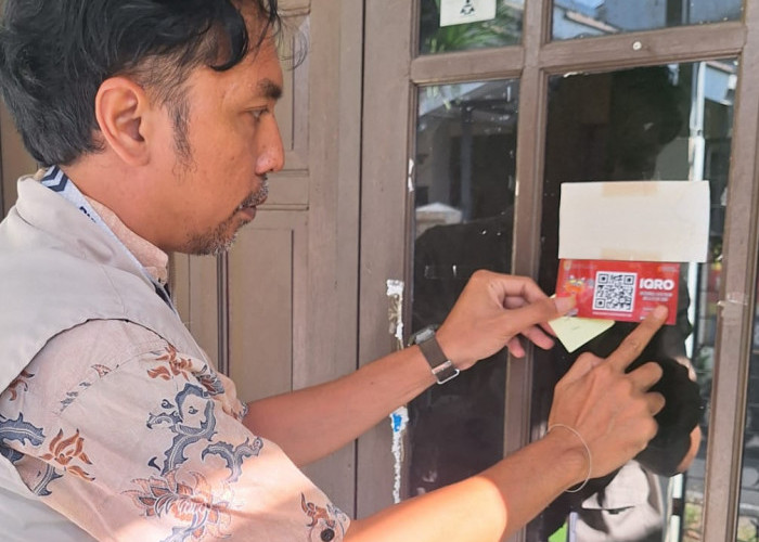 Warga Semarang Bersiap, Petugas Tempel QR Code IQRO di Rumah untuk Data Pajak, Ini yang Harus Disiapkan