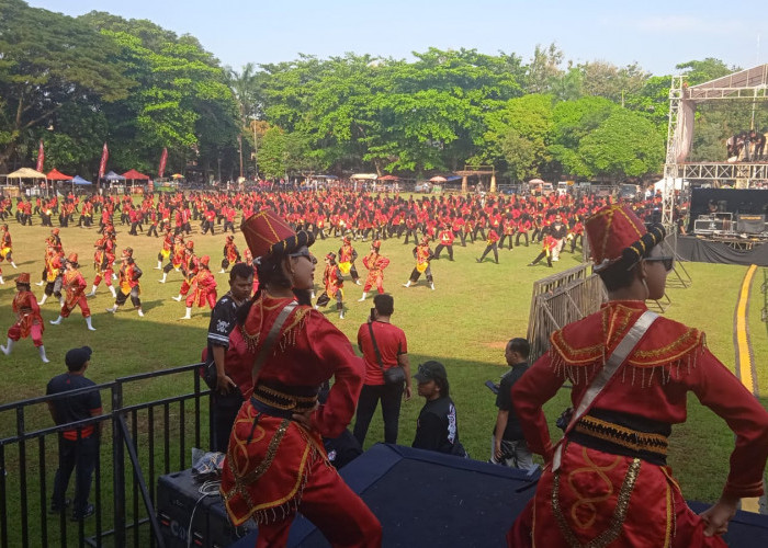 HUT ke-60 Batang, Tari Babalo dan Minyak Jelantah Pecahkan Rekor Dunia MURI