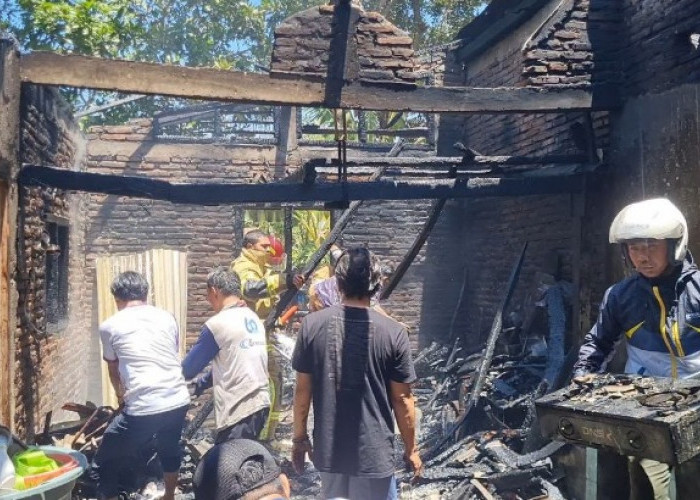 Insiden Kebakaran di Cibuyur Pemalang Damkar dan Warga Langsung Sigap