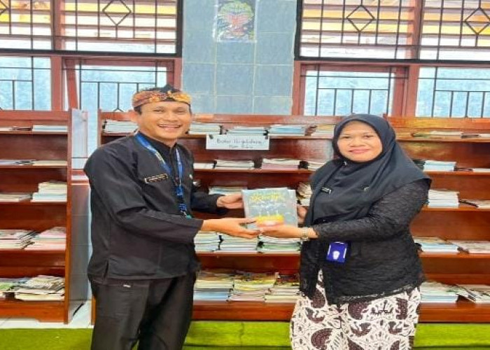 Aktif Kembali, Perpustakaan Titian Kawruh Jadi Penggerak Budaya Literasi SDN Mangkukusuman 4 Kota Tegal
