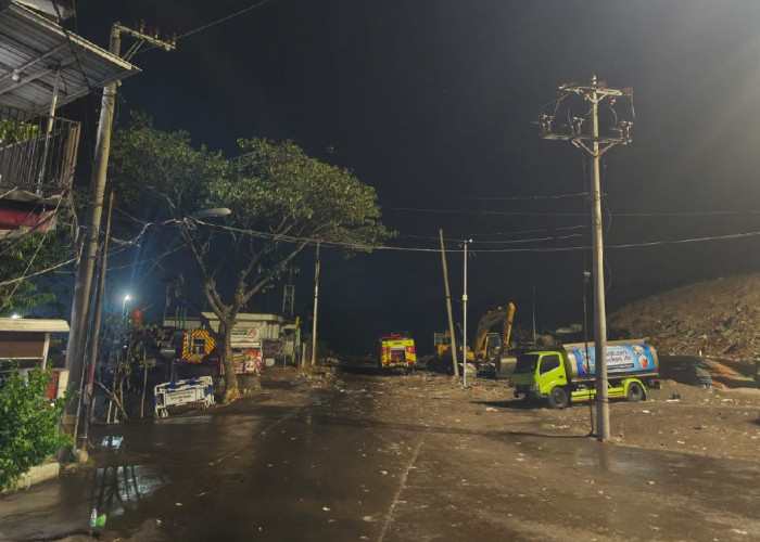 Hujan Bantu Dinginkan TPA Jatibarang: Suhu Turun Jadi 25–30 Derajat, Temukan Dua Titik Asap