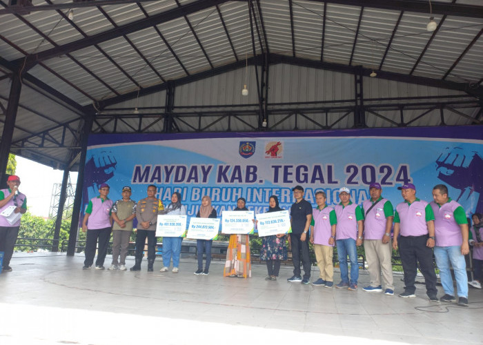 Buruh di Kabupaten Tegal Warnai May Day dengan Aksi Terampil 