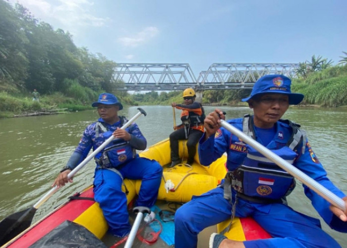 Tim SAR Gabungan Evakuasi Korban Tenggelam di Sungai Comal Kabupaten Pemalang