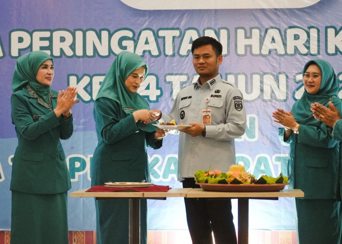 Bupati Minta PKK Kabupaten Tegal Inovatif Tekan Stunting dan Kemiskinan