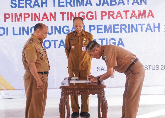 3 Pejabat Eselon II Salatiga Serah Terima Jabatan, Muh Sidqon Effendi Kini Jabat Inspektur 