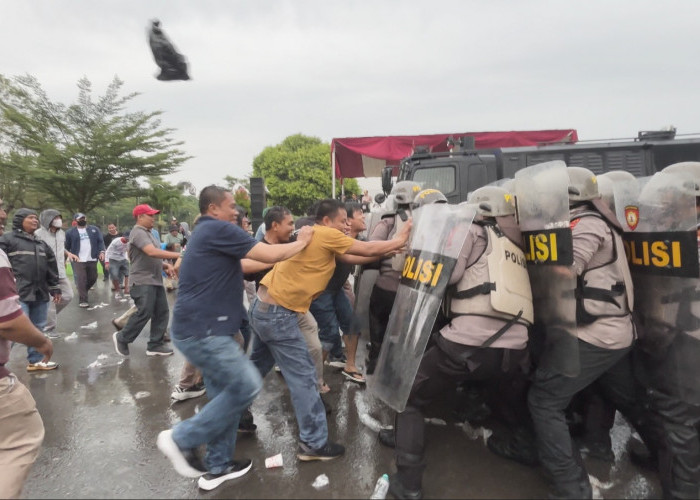 Gladi Bersih Sispamkota Digelar Depan Pemda Kabupaten Tegal