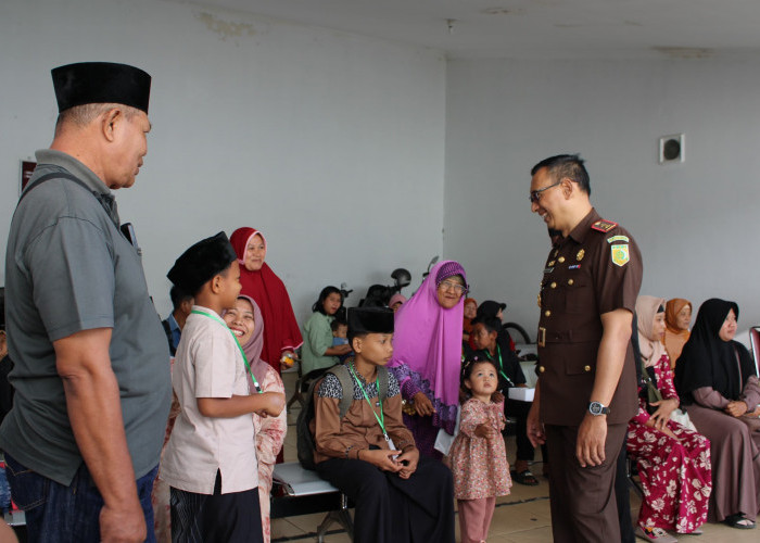 60 Anak Ikuti Khitan Massal Gratis yang Digelar Kejaksaan Negeri Purworejo