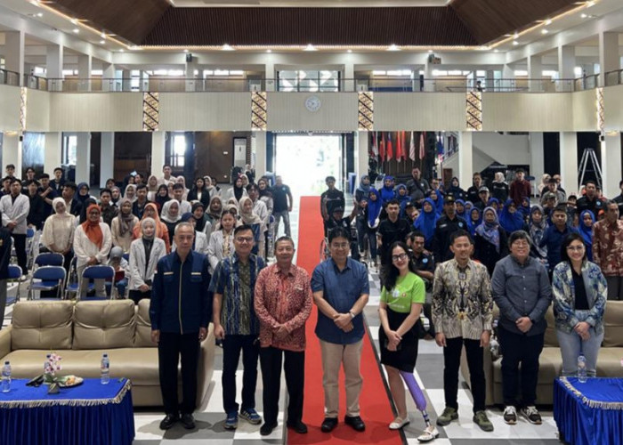 Jurang Kecerdasan Akibat Teknologi AI Harus Diwaspadai, Rektor UMK Berikan Solusi