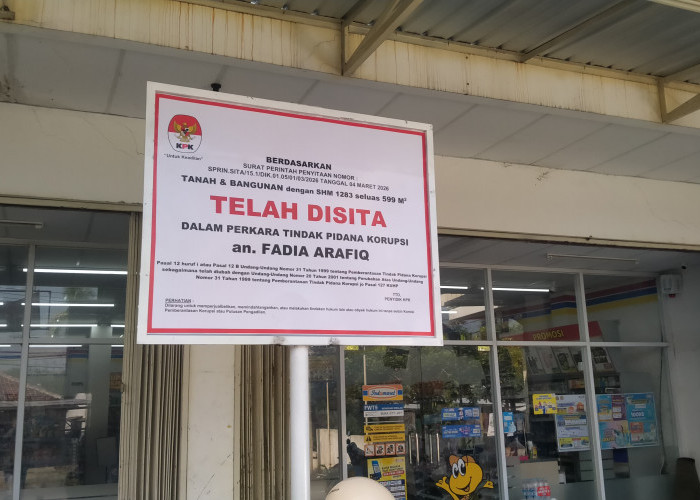 KPK Pasang Papan Penyitaan di Minimarket dan Rumah di Pekalongan, Warga: Baru Tahu Diduga Milik Fadia