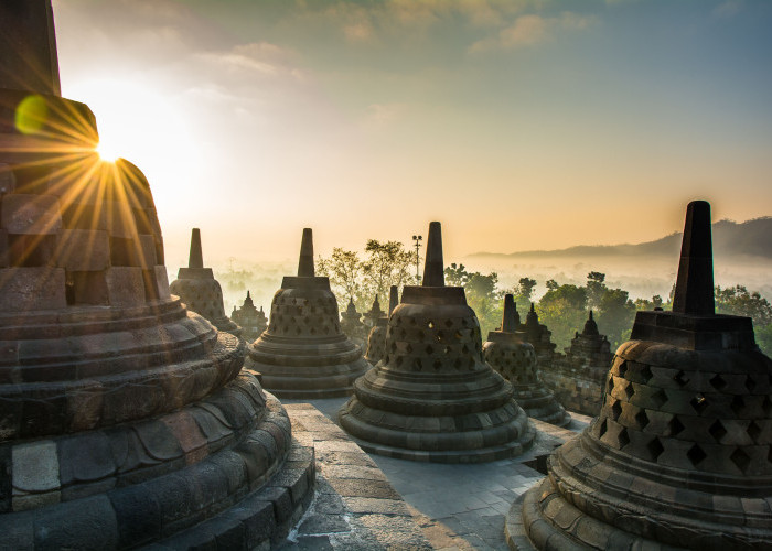 Tak Hanya Candi Borobudur, Inilah 7 Candi di Jawa Tengah yang Bisa Dijadikan Pilihan Wisata