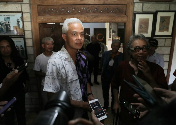 Ganjar Pranowo Bertemu Butet dan Seniman di Yogyakarta 