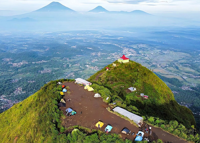 6 Tempat Sunrise yang Ada di Magelang, Pemandangannya Super Cantik, Berikut Daftarnya!