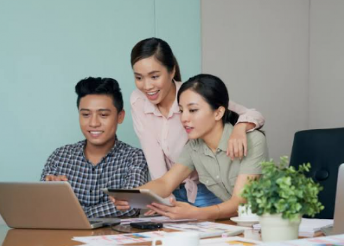 Tembus Omset hingga Rp2 Juta, Berikut 8 Ide Bisnis yang Paling Banyak Diminati Gen Z