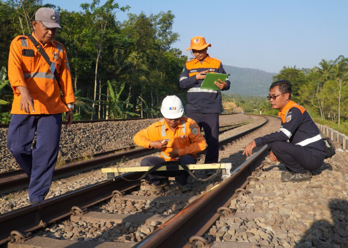 Jelang HUT ke-81 RI, KAI Daop 5 Purwokerto Perketat Pengawasan Jalur dan Fasilitas Stasiun