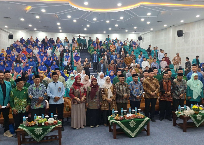 Mendikdasmen Janji Revitalisasi 71 Ribu Sekolah dan Beasiswa 150 Ribu Guru, Ini Dampaknya untuk Pendidikan