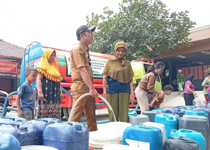 Pemkab Kebumen Mulai Distribusi Air Bersih ke Desa Terdampak 
