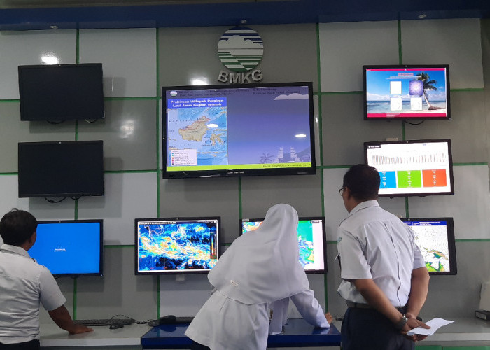 BMKG Ungkap Penyebab Cuaca Ekstrem Jawa Tengah: Puncak Musim Hujan Bertemu Siklon Luana