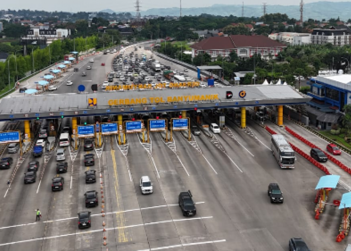 Libur Tahun Baru Imlek 2026, Volume Lalu lintas di GT Banyumanik Naik 25,52%  