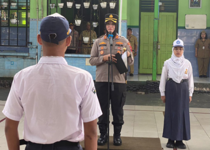 Kapolres Salatiga Sosialisasi Penyalahgunaan Narkoba di SMP Negeri 9 