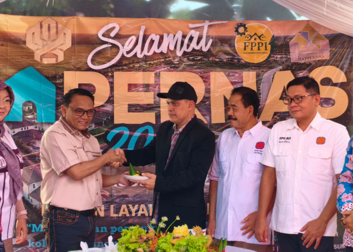 Belasan Tahun Huni RTLH yang Sempat Ambruk, Warga Pati Terima Bantuan Bedah Rumah