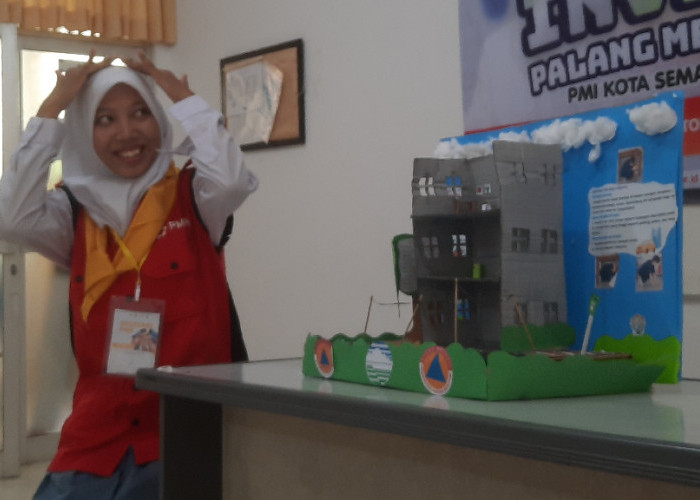 Simulasi Gempa Bumi Warnai Invitasi PMR, 380 Peserta Diuji Kompetensinya di Semarang 