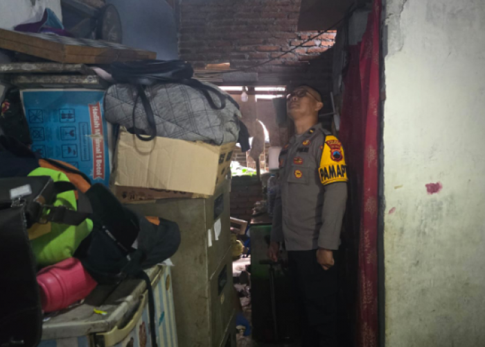 Ditinggal Membuang Sampah ke TPU, Pria Lansia di Ungaran Ditemukan Tewas Menggantung  