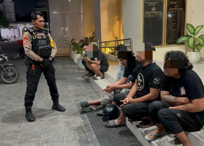 Polisi Amankan 4 Orang Diduga Intimidasi Warga yang Nongkrong di Solo