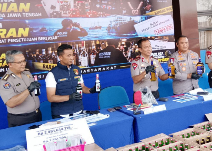 Polda Jateng Sita 2.604 Botol Miras di Karimunjawa, Kapal Diduga Tanpa SPB