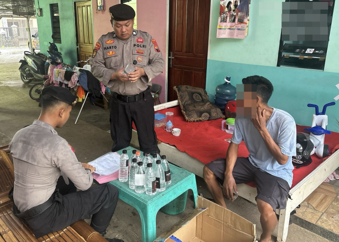Warga Pekalongan Keluhkan Warung Jualan Miras