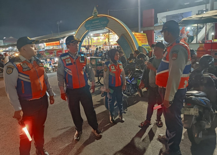 Dishub Semarang Bina 5 Jukir Simpang Lima, Tarif Parkir Diminta Sesuai Aturan