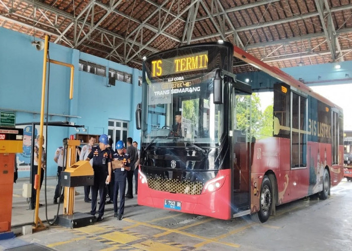 Bus Listrik Trans Semarang Diuji di Koridor 1, Simpang Lima Jadi Fokus Pembenahan Banjir