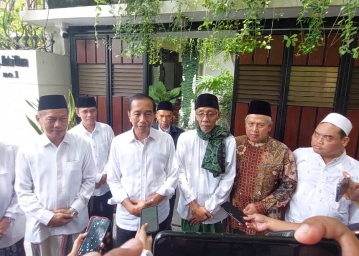 Jelang Pencoblosan Pilkada 2024, Sejumlah Kiai Jateng Temui Jokowi