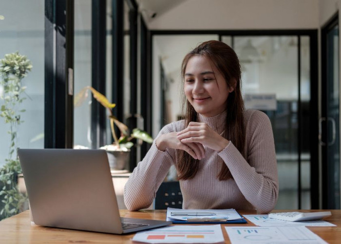 Daftar Bisnis Online yang Menghasilkan Uang 1 Juta per Harinya