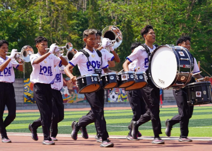 Stadion Sultan Fatah Bergemuruh! Suporter Tujuh Kabupaten Panaskan Persaingan Drumband Porprov Jateng