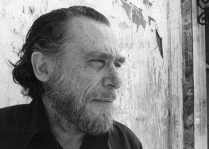 Kutipan Charles Bukowski Beserta Terjemahannya