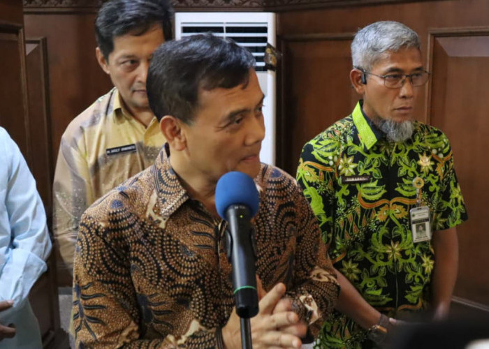 Gubernur Prihatin Kabar OTT KPK di Klaten, Pelayanan Publik Tetap Berjalan